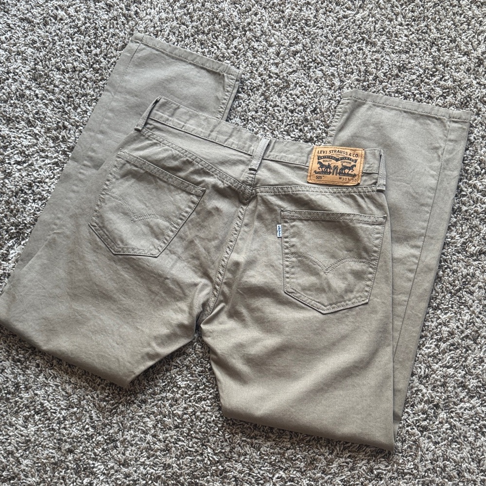 Levi's Tan Denim khaki Pants  30X30 men’s jeans 505